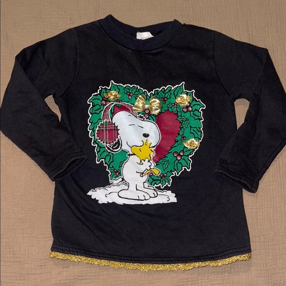 Vintage The Peanuts Black Long Sleeve Kids Sweater Shirt Sz 6Y Snoopy - Picture 1 of 1